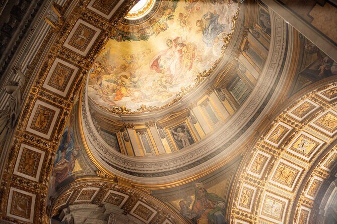Audio Guided Tour of St. Peter's Basilica - English-Friendly Storytelling: Who This Works For