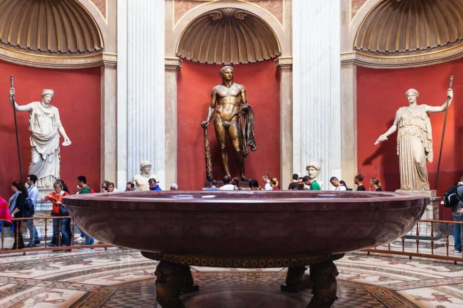 Colosseum, Vatican & Sistine Chapel Skip-the-Line tickets - Sistine Chapel time: seeing the ceiling without getting scattered
