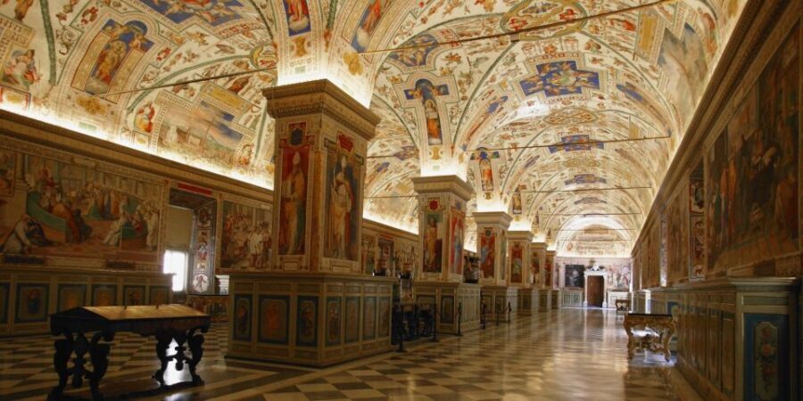 Rome: Vatican, Sistine Chapel & St.Peter's Basilica Tour - What to Wear and Bring (And What Can Get You Turned Away)