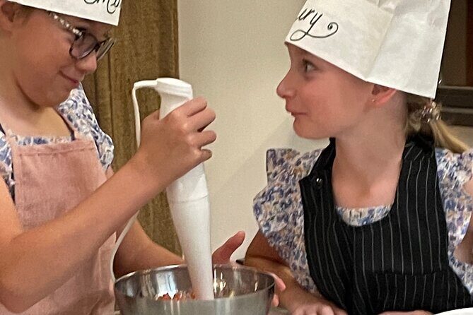 Super Fun Pasta & Gelato Class by Vatican with Wine + Oil Tasting - The 2.5-Hour Flow: From Arrival to Your Gelato Spoon