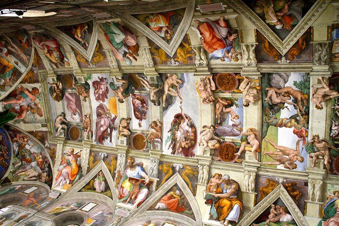Vatican Evening Tour: the Museums at Their Best I Max 6 People - What the small-group format feels like in real life