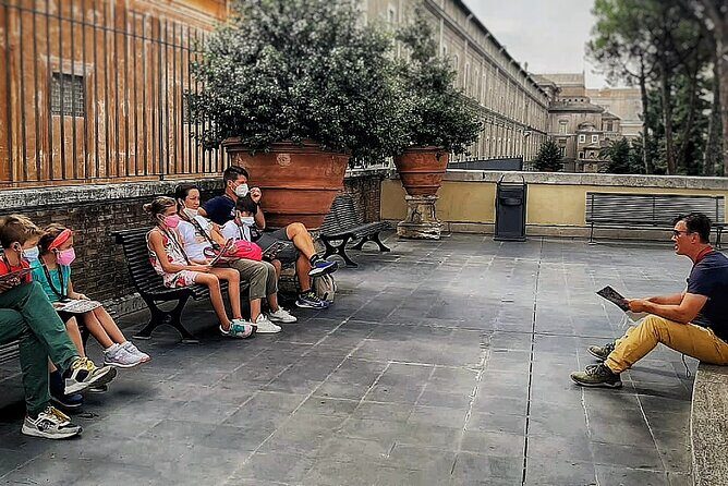 Vatican Museums & Sistine Chapel: Group Tour - Group size, headsets, and hearing your guide